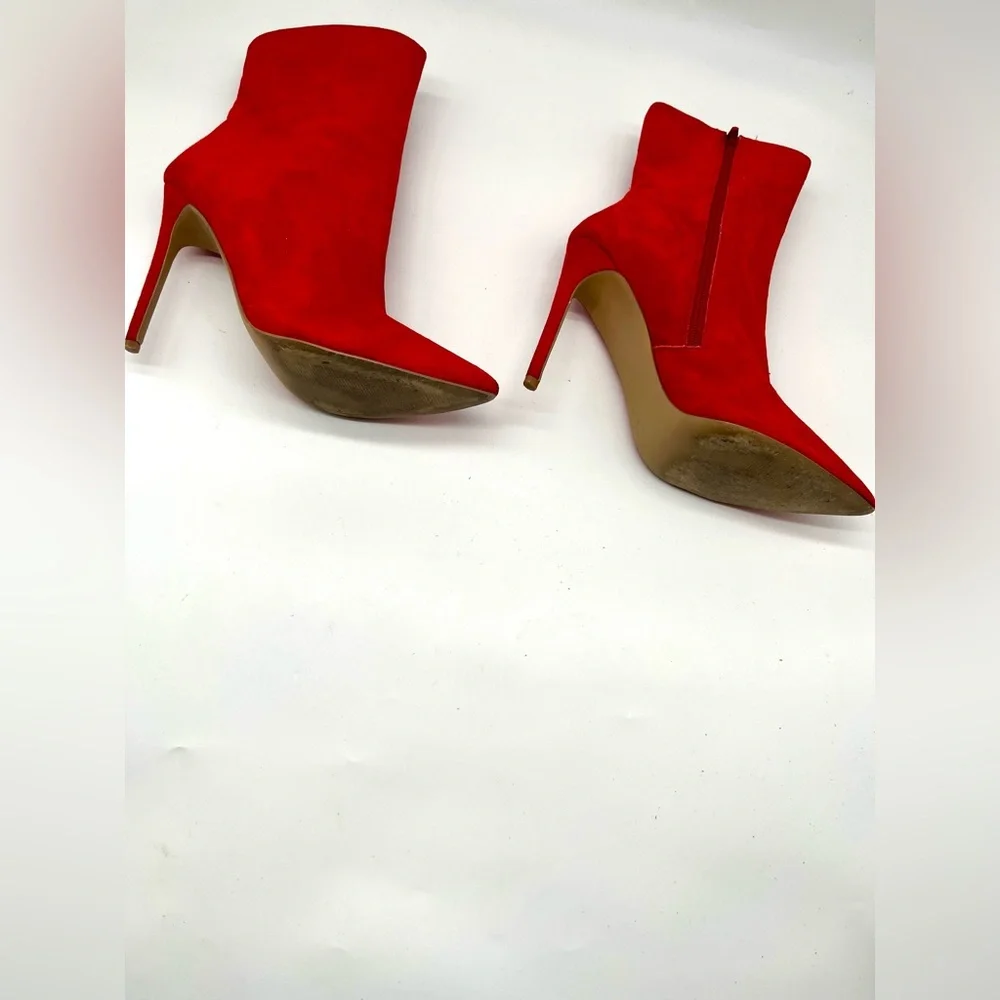 Steve Madden Red Suede Heeled Boots Size 10 M Women Ankle Booties Pointed Toe - Picture 2 of 16